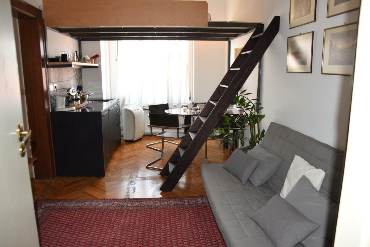 Lawyers Loft In Heritage Skyscraper Ljubljana Buitenkant foto
